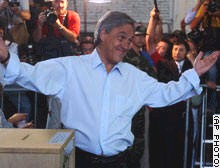 Pinera casts opposition vote